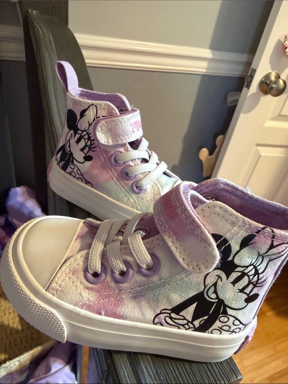 Disney Minnie Mouse Kids High-Top Sneakers in Purple and White Tie-Dye